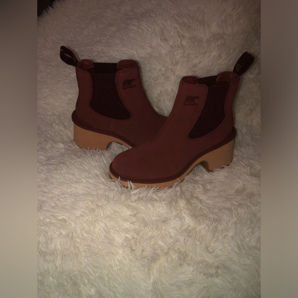Sorel Women's Hi-Line Heel Chelsea Boots - Umber,Spice size 6.5 NWOB - Picture 14 of 16